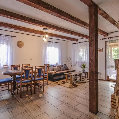 Casa vacanze 3 Bedroom Gorgeous In Nidzica